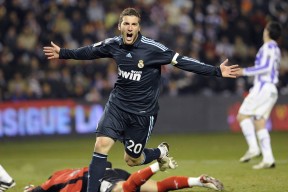 开云全站-水球防守端突尼斯成功封锁对手，水球战术